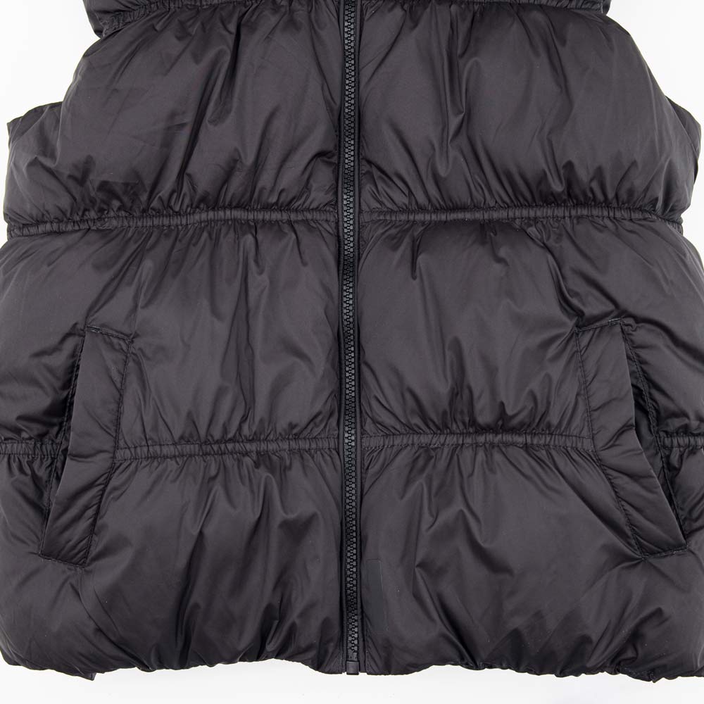 07885007-40 Черная стеганая жилетка для девочки, все фото 4