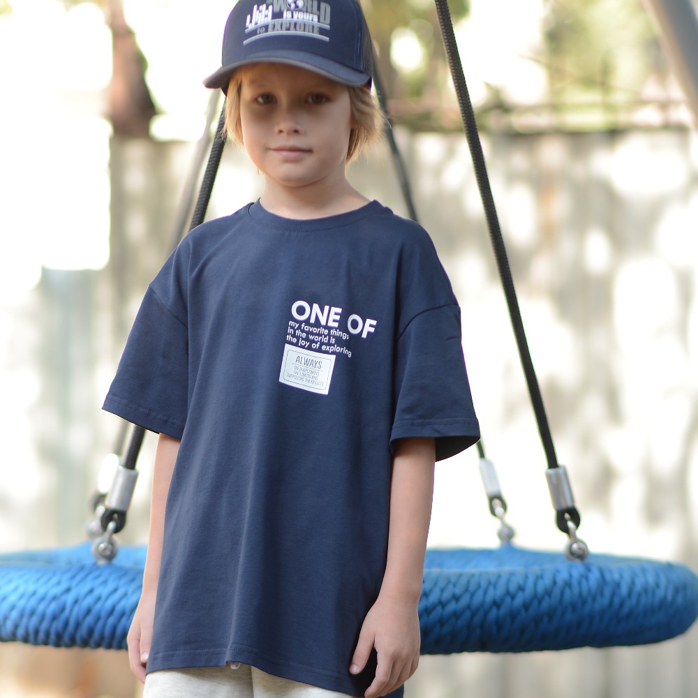 07702053-40 Объемная футболка из кулирки для мальчика темно-синий, все фото 5