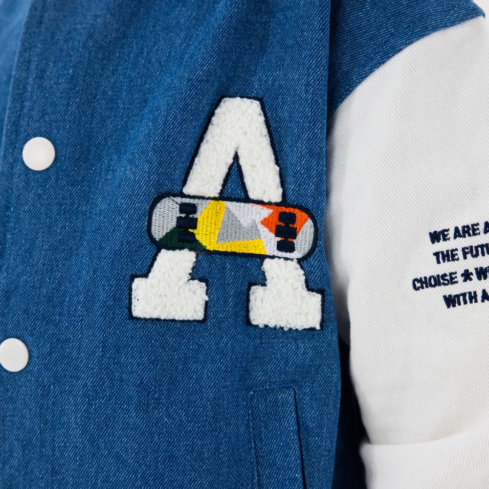 07757069-40 Джинсовая куртка-бомбер для мальчика, все фото 6