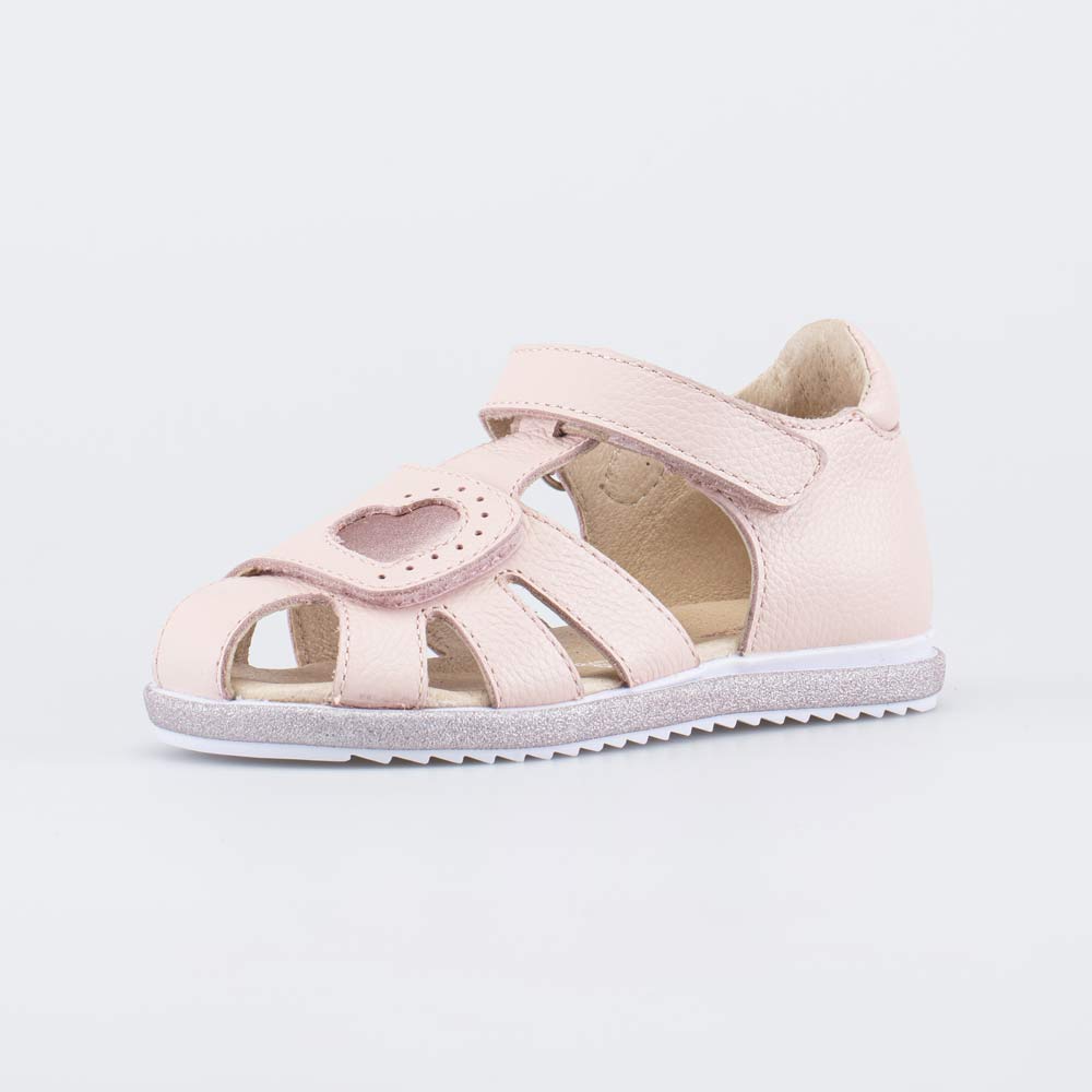 322210-21 Кожаные босоножки для девочки Сердечко , все фото 1