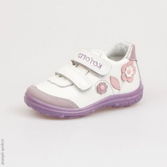 132081-23 Полуботинки для девочки белый