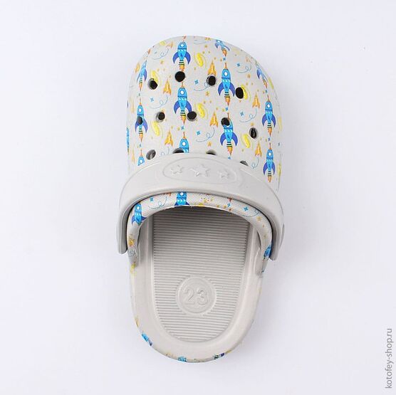 325080-02 Клоги пляжные для мальчики серый фото №4