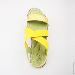 724002-22 Босоножки для девочки желтый фото №4
