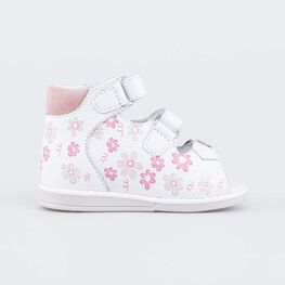 022135-26 Сандалии для девочки Цветочки для девочки белый фото №2