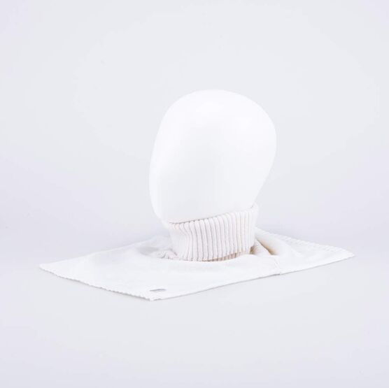 07812121-40 Шерстяная манишка детская белый для девочки белый