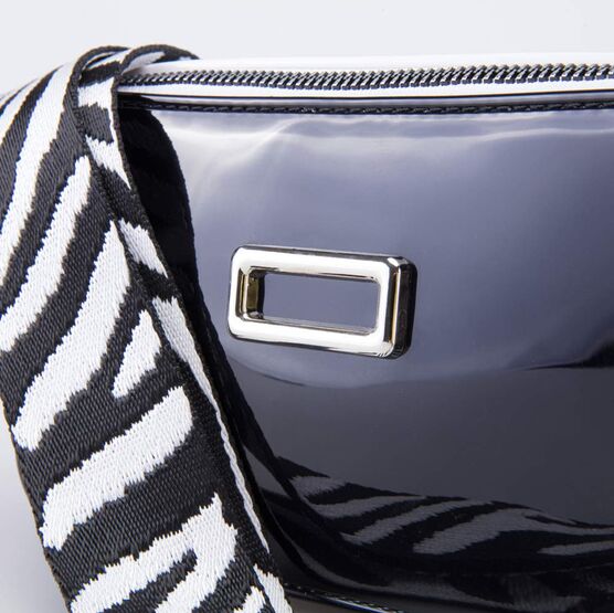 02802364-40 Сумка кросс-боди черно-белый для девочки черный + белый фото №5