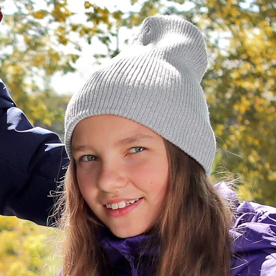 Купить зимние шапки для девочек в интернет-магазине | детская шапка Зима в Москве по выгодным ценам