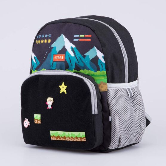 02710349-40 Детский рюкзак с патчами Автогонки для мальчики черный фото №2