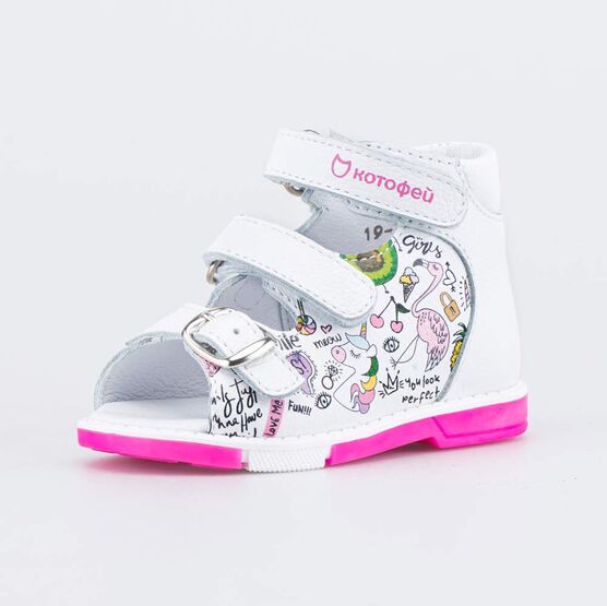 022135-28 Сандалии для первых шагов Приключения для девочки белый