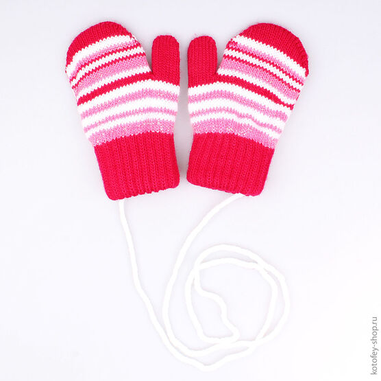 07821076-00 Варежки двойные красно-розовые для девочки красный