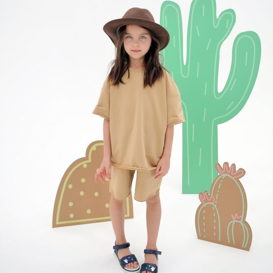 07764060-41 Костюм шорты + футболка бежевый для мальчики коричневый фото №7