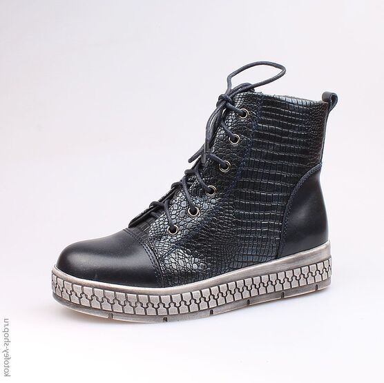 654026-31 Ботинки для девочки светло-синий