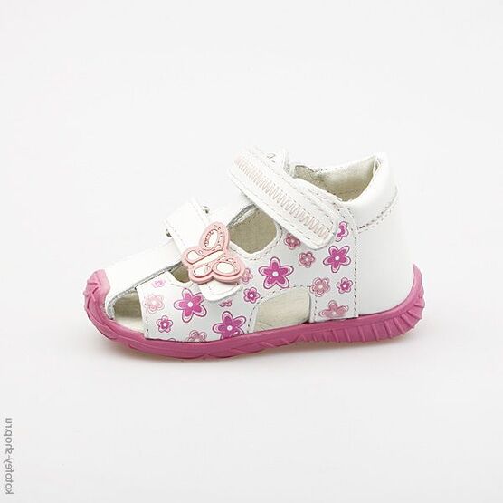 022000-24 Босоножки для девочки белый