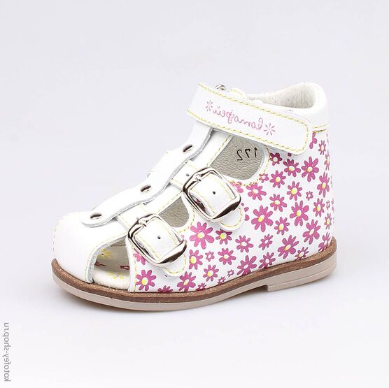 022074-21 Туфли летние для девочки белый