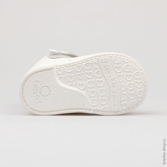 032045-22 Туфли для девочки белый фото №3