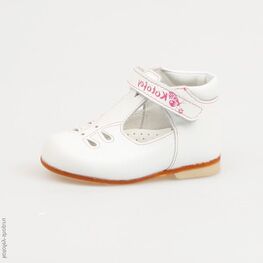 032051-22 Туфли для девочки белый