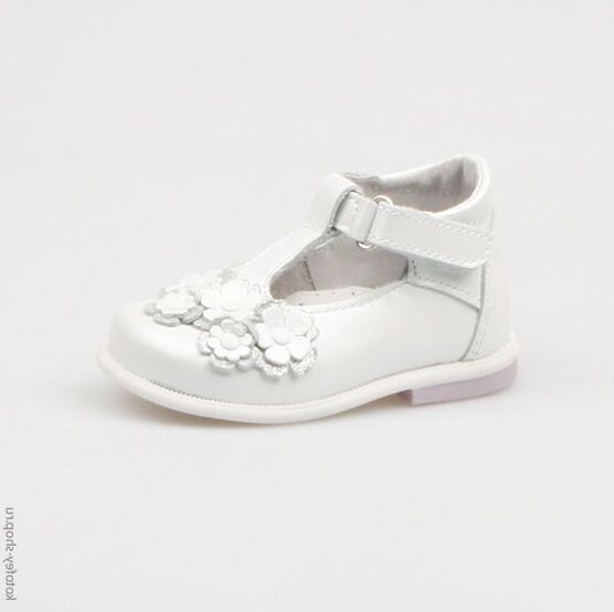 032065-21 Туфли для девочки белый