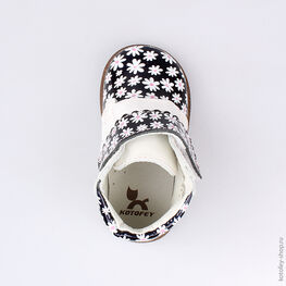 052121-22 Ботинки для девочки син-бел фото №4