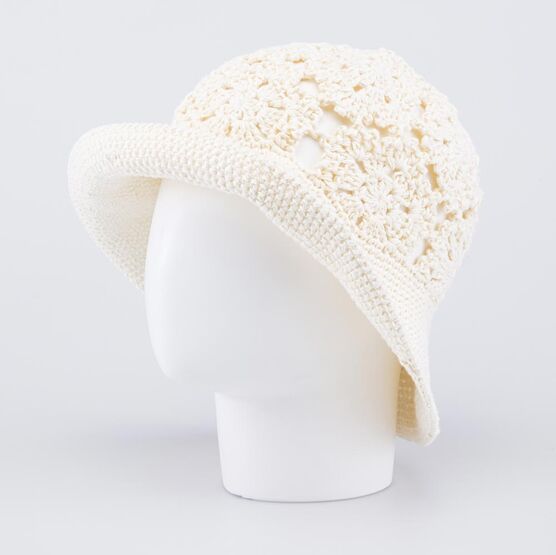 07810026-40 Ажурная вязаная панама на лето для девочки бежевый фото №2
