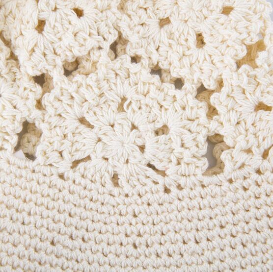 07810026-40 Ажурная вязаная панама на лето для девочки бежевый фото №4