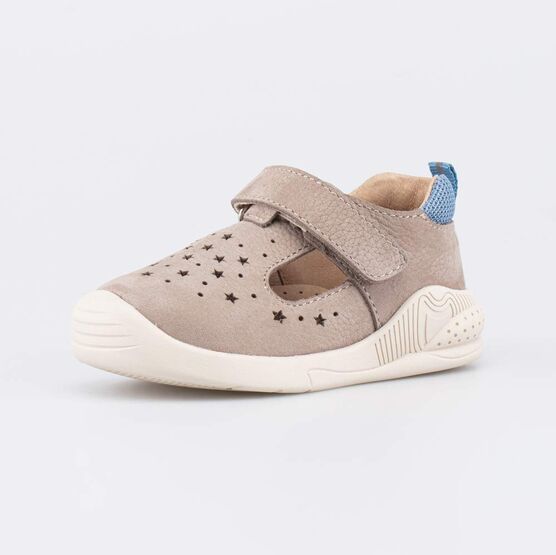 132181-21 Закрытые сандалии для мальчика для мальчики бежевый