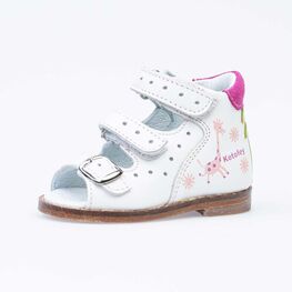 022126-21 Туфли летние для девочки белый