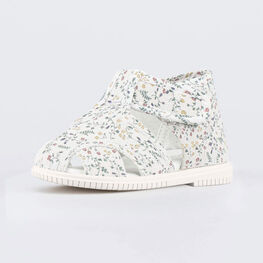 121064-71 Текстильная обувь для первых шагов Цветочная поляна для девочки бежевый