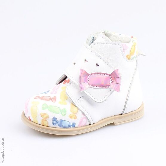 052133-21 Ботинки для девочки бел-цве