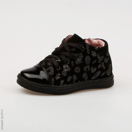 352060-21 Ботинки для девочки черный