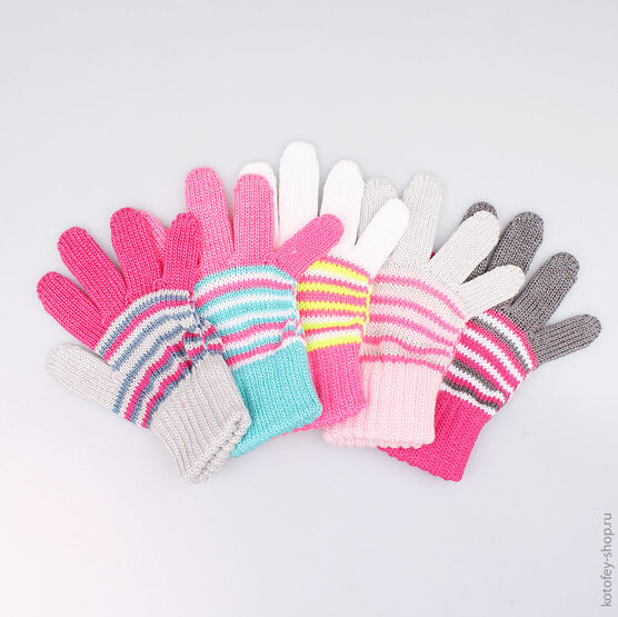 07822068-10 Перчатки однослойные фуксия-тем.серые для девочки сер-фук